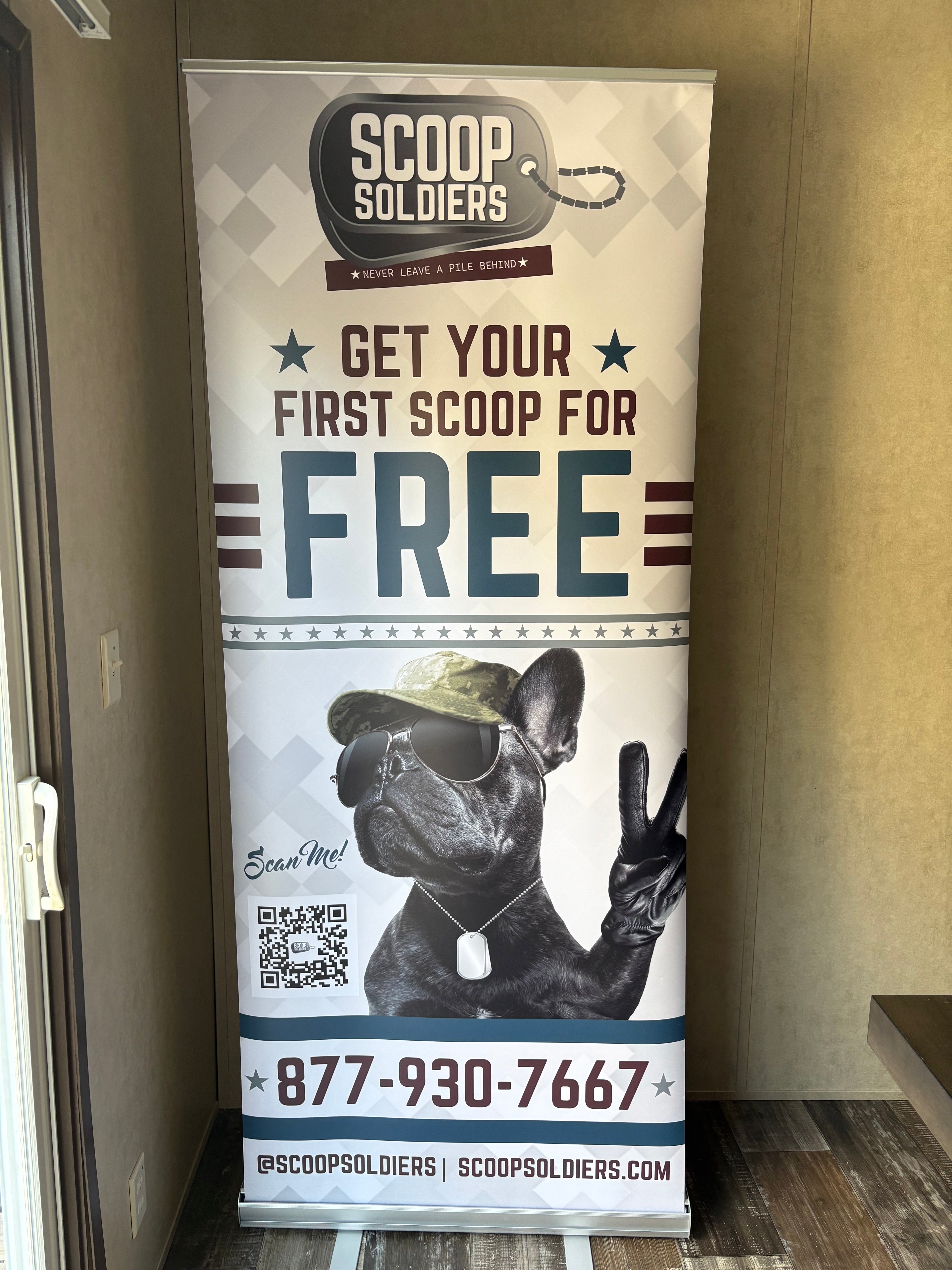 Scoop Soldiers Retractable Banner